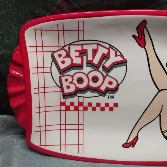 Betty Boop Goodies Galore Platter - Picture 4 of 8